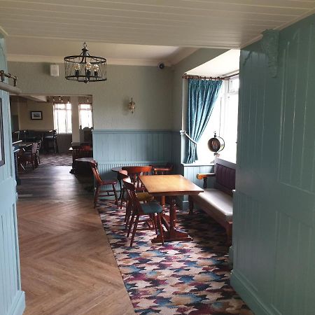 Scalby  The Ivanhoe Hotel Scarborough מראה חיצוני תמונה